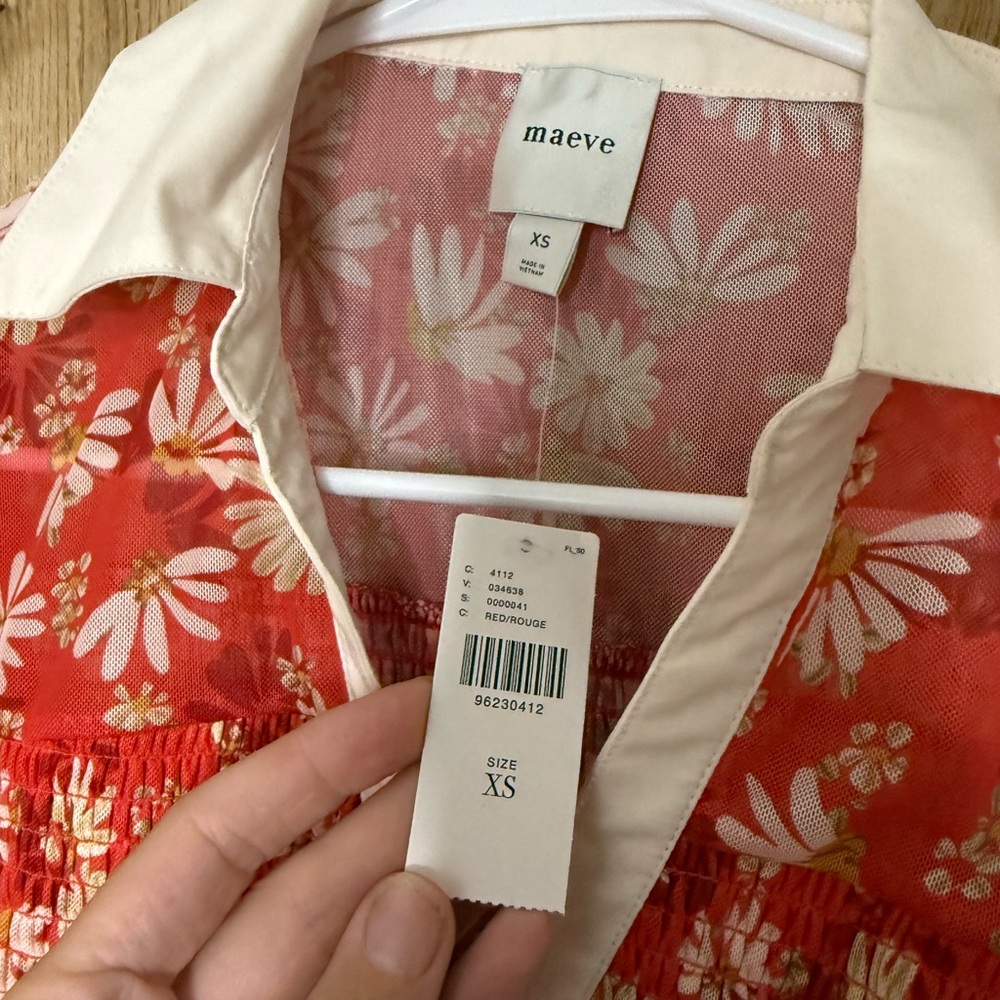 Maeve smocked Red orange Floral Blouse XS NWT Anthropologie - Picture 4 of 6